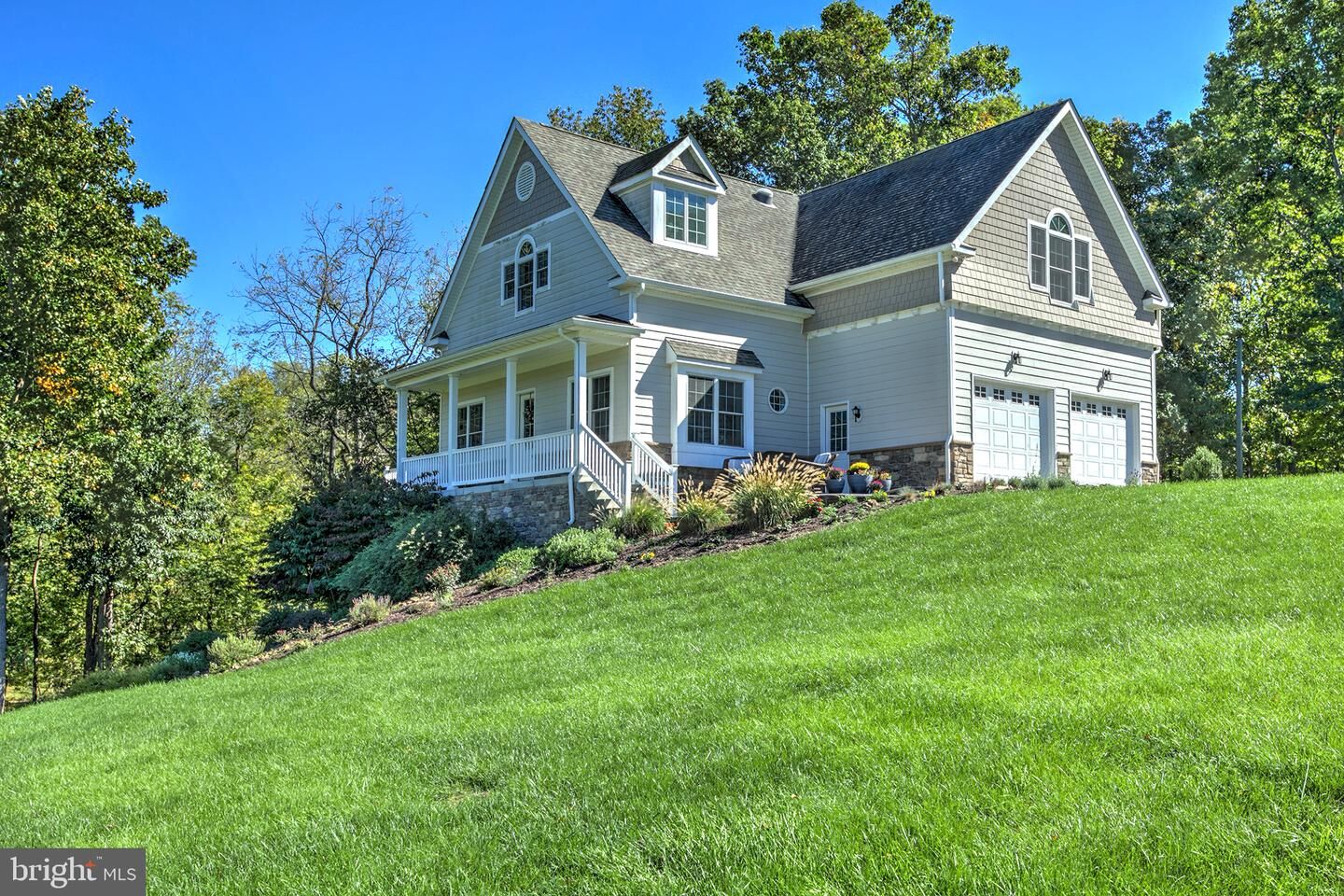 Property Photo: 37682 Cooksville Road VA 20132