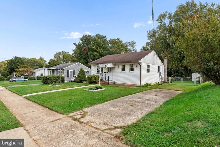 Property Photo: 101 Wengate Road MD 21117