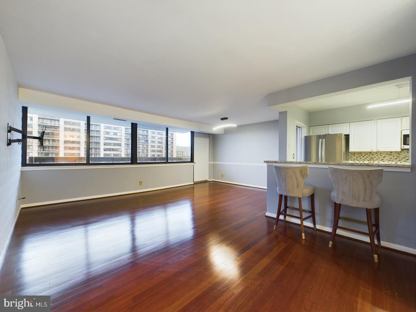Property Photo:  5501 Seminary Road S 1715S  VA 22041 