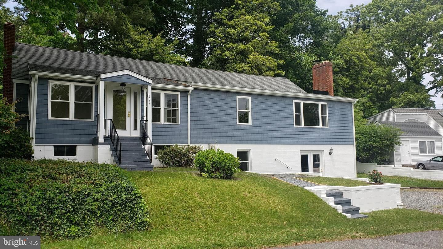 Property Photo: 1554 N Harbor Drive MD 20685