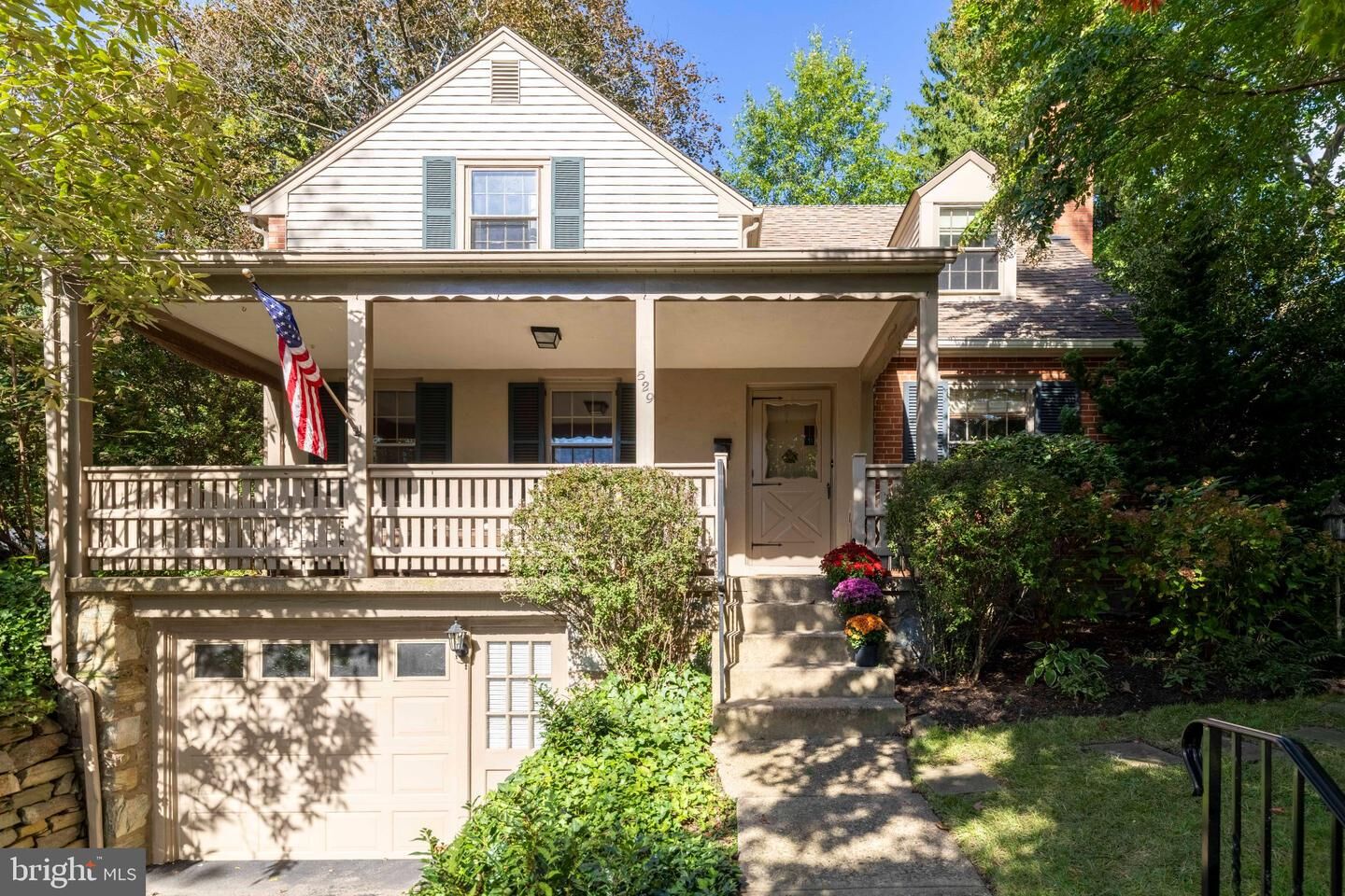Property Photo:  529 Fox Road  PA 19038 