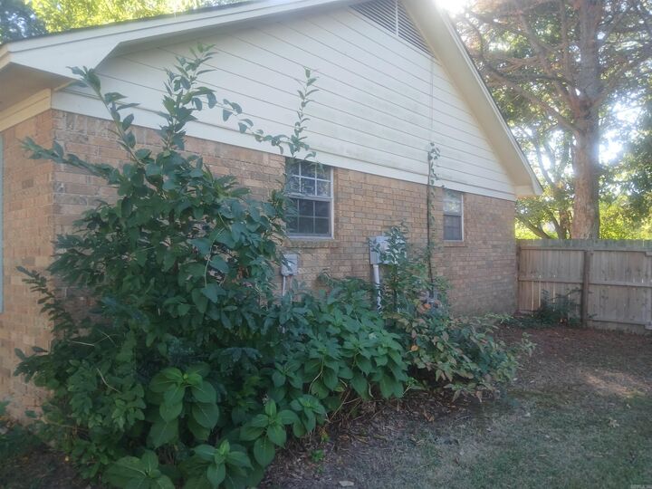 Property Photo:  12 Barksdale Dr Drive  AR 72143 