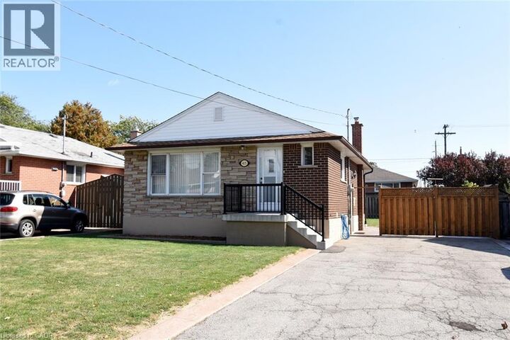 Property Photo:  415 East 15th Street  ON L9A 4G9 