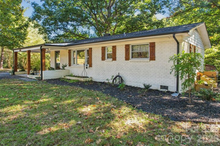 Property Photo:  20508 Indian Mound Road  NC 28001 