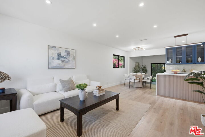 Property Photo: 7801 Clearfield Ave CA 91402