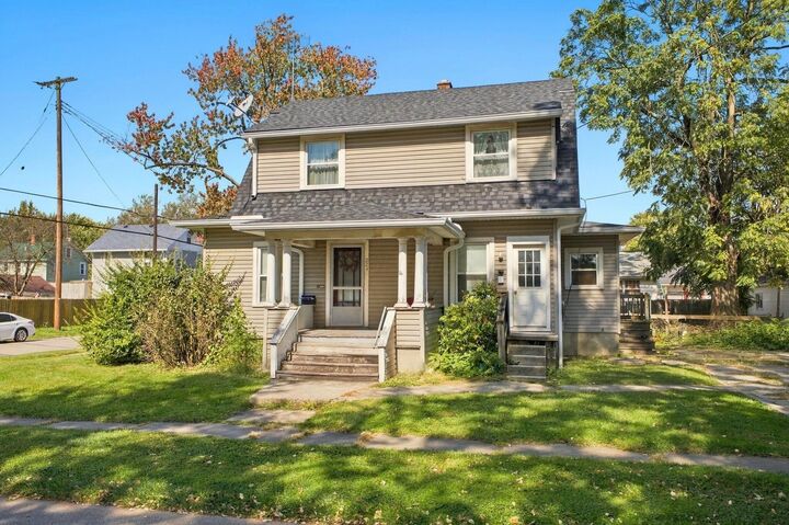 Property Photo:  224 Superior Street  OH 43302 