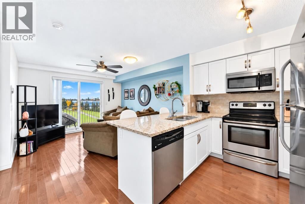 Property Photo: 115 Prestwick Villas Southeast AB T2Z 0M7