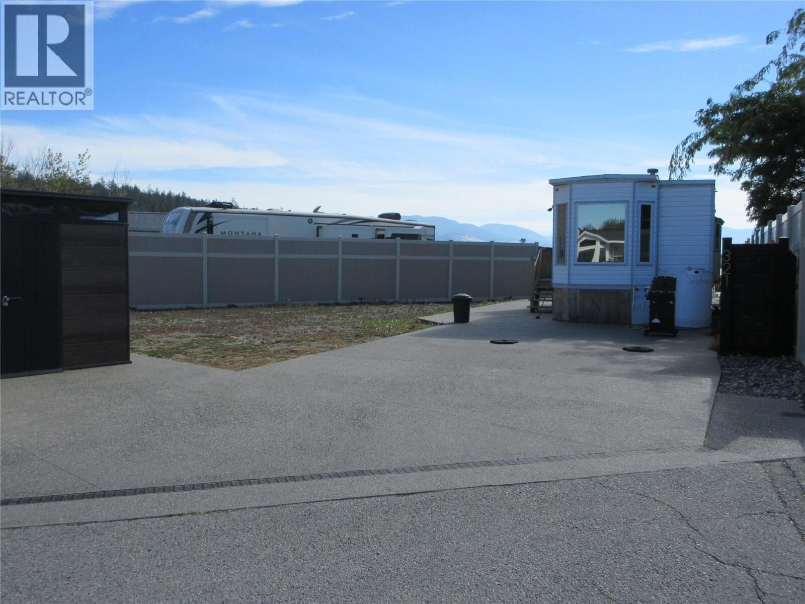 Photo de la propriété: 415 Commonwealth Road 321 BC V4V 1P4