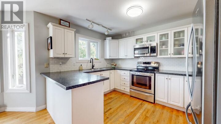 Property Photo:  6 Point Leamington Street  NL A1E 5X5 