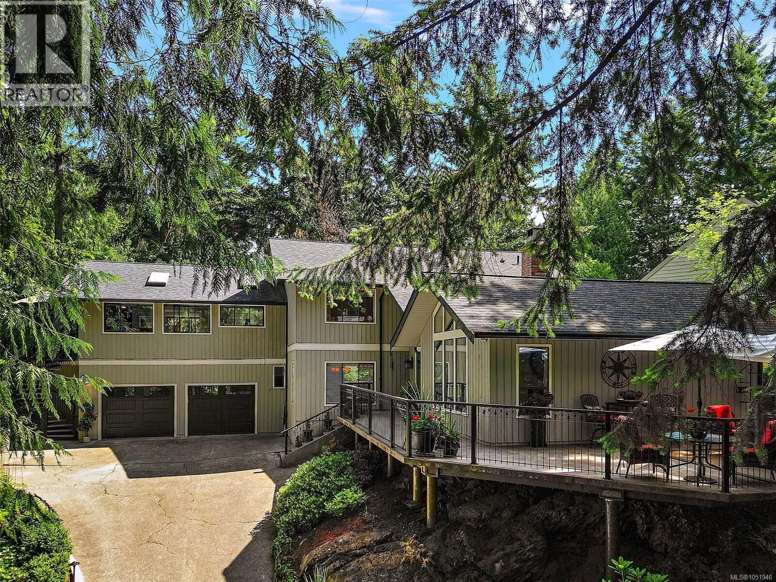 Property Photo:  10936 Boas Road  BC V8L 5J1 