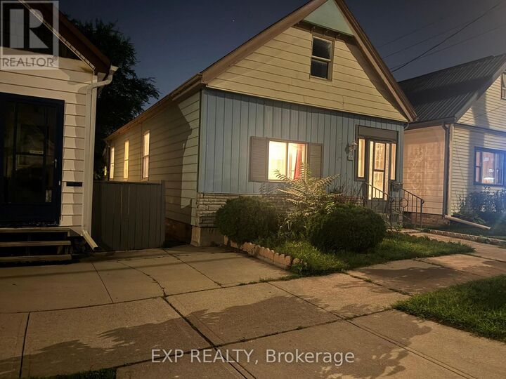 Property Photo: 11 Rathmine Street ON N5Z 1Z2