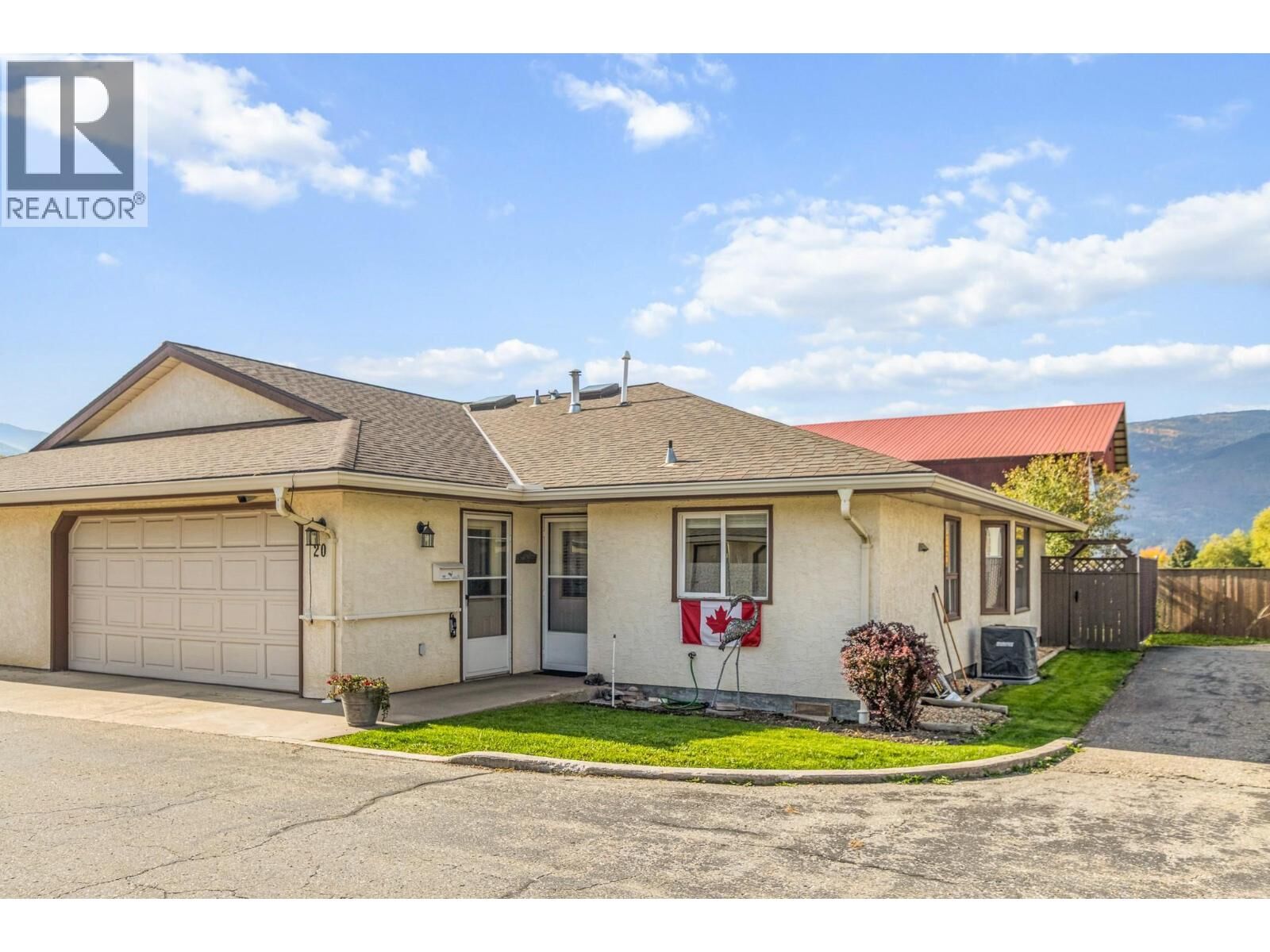 Property Photo: 151 8 Avenue Southwest 20 BC V1E 1B9