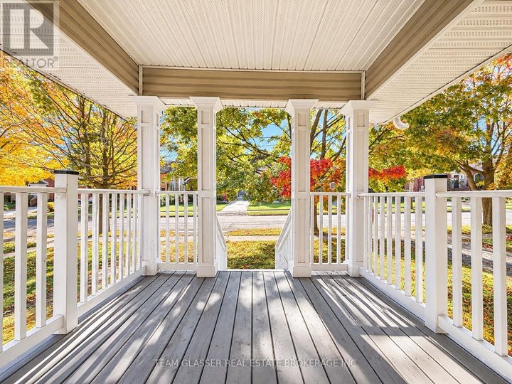 Property Photo:  676 Emery Street East  ON N6C 2G4 