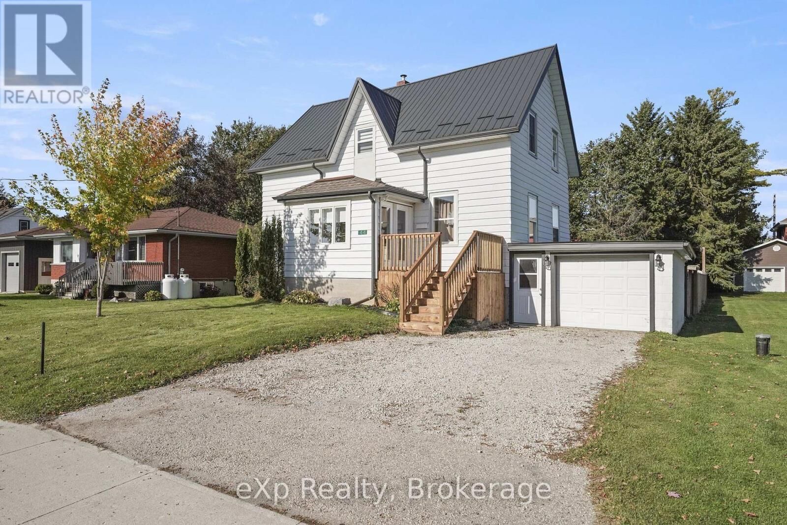 Property Photo:  44 Schade Street  ON N0K 1P0 
