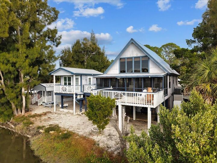 Property Photo:  16490 Indiana Ave  FL 32625 