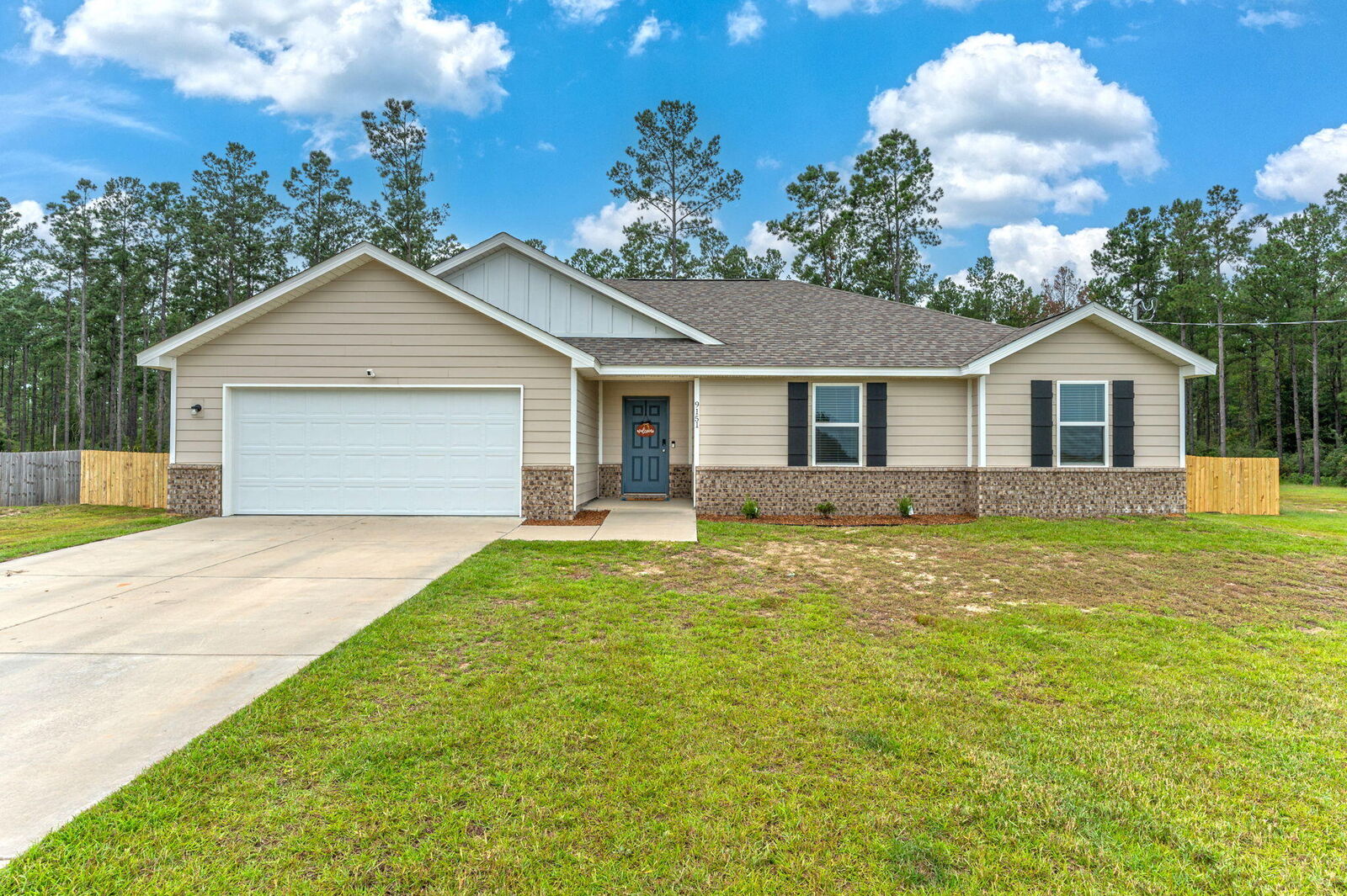 Property Photo: 9151 Three Hollow Road FL 32565