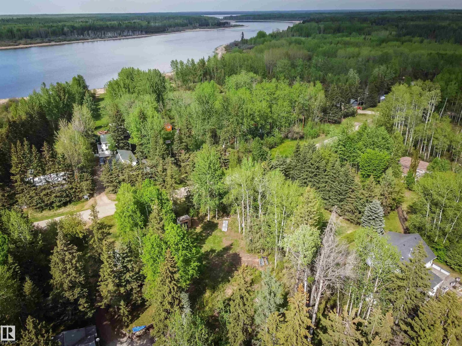 Property Photo: 93, 4418 Hwy 633 AB T0E 1A0