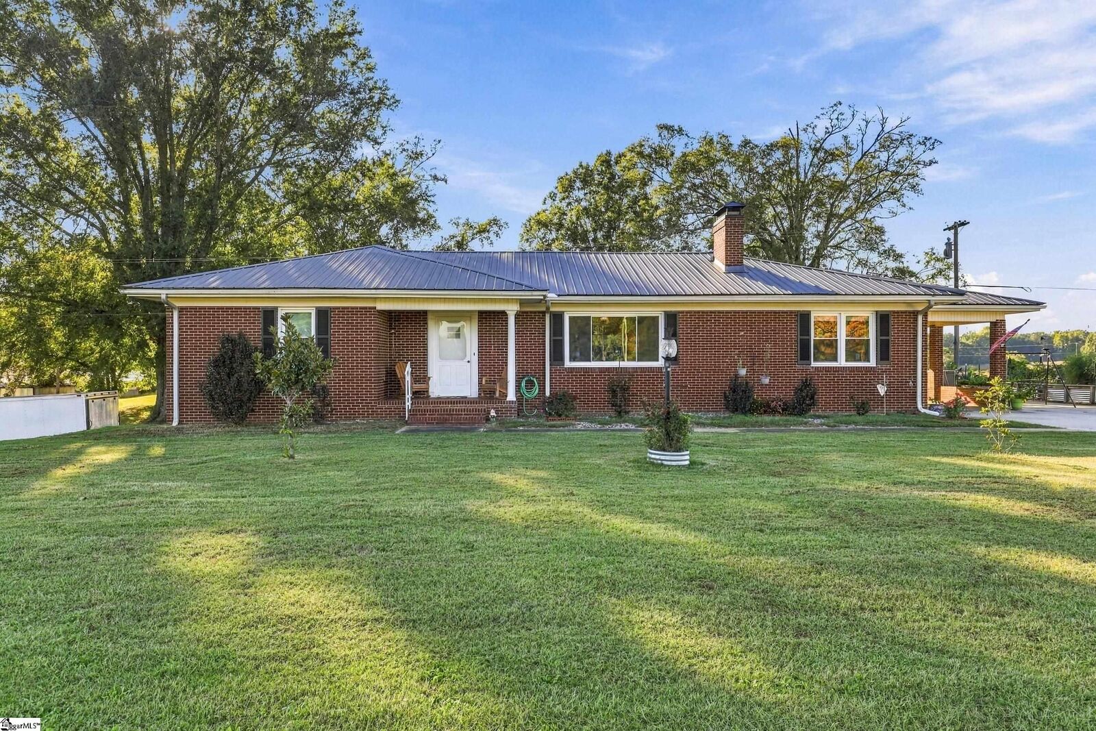 Property Photo:  114 Docheno Road  SC 29627 
