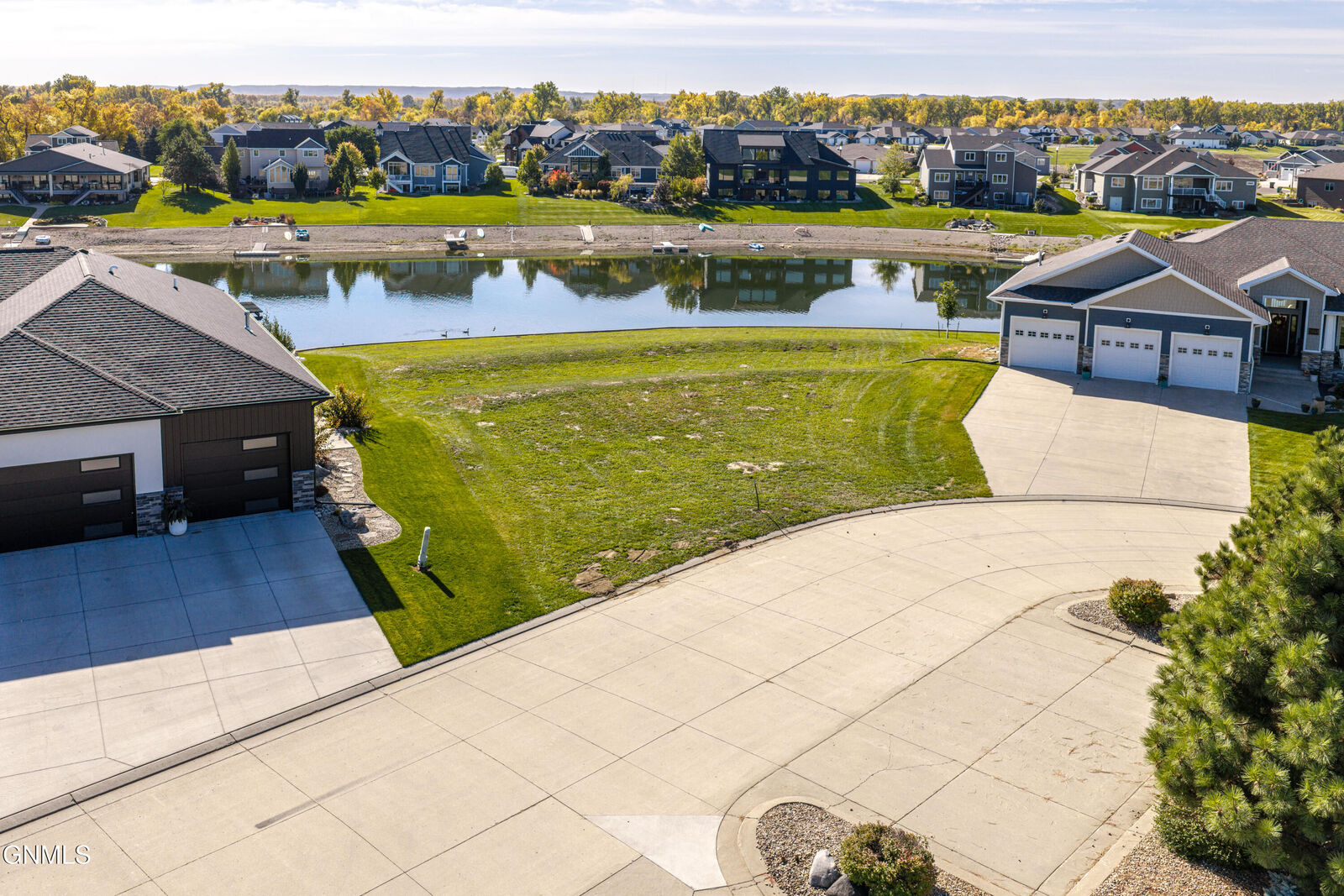 Property Photo:  3855 Poseidon Loop  ND 58504 