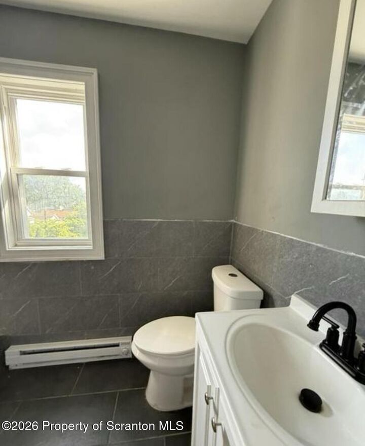 Property Photo: 713 Cherry Street 2nd Floor PA 18505