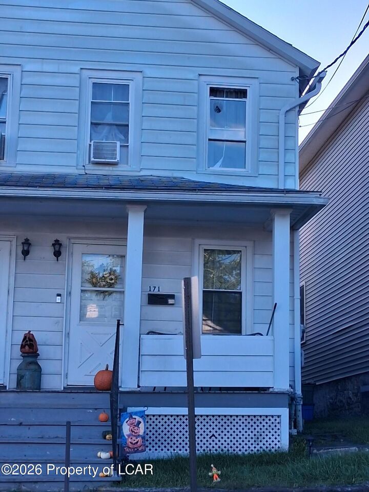 Property Photo: 169 - 171 Nottingham Street PA 18651
