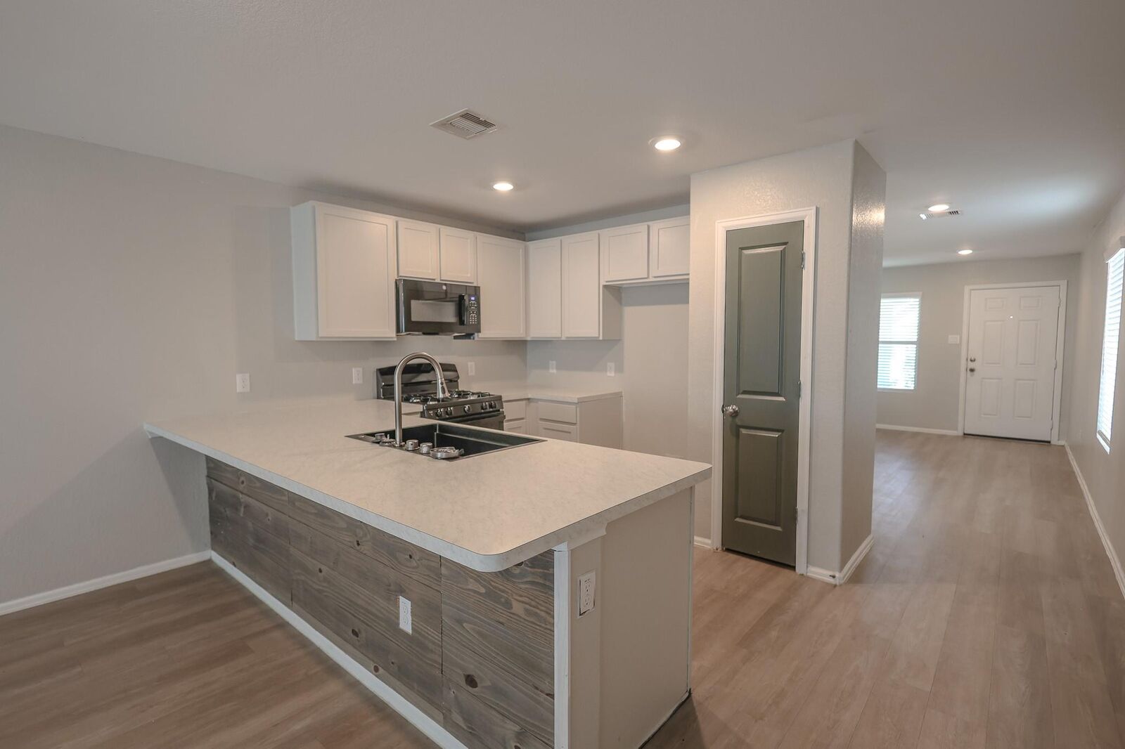 Property Photo:  104 Austin Road  TX 77515 