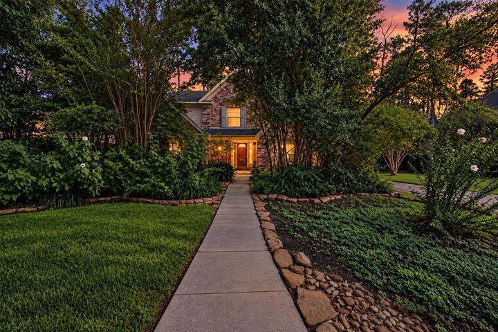 Property Photo: 42 Thorn Berry Place TX 77381