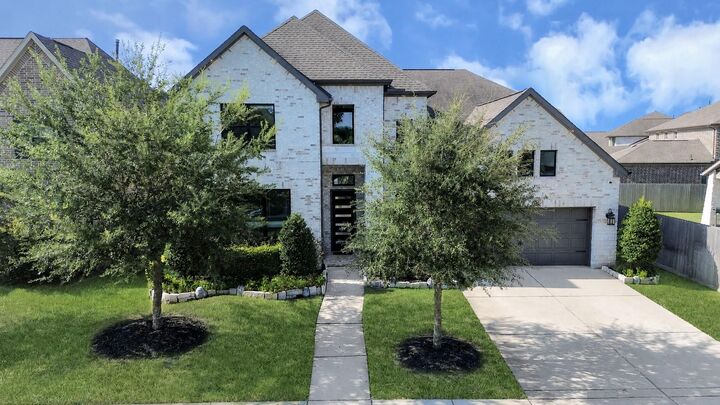 Property Photo: 1423 Hackberry Heights Drive TX 77406