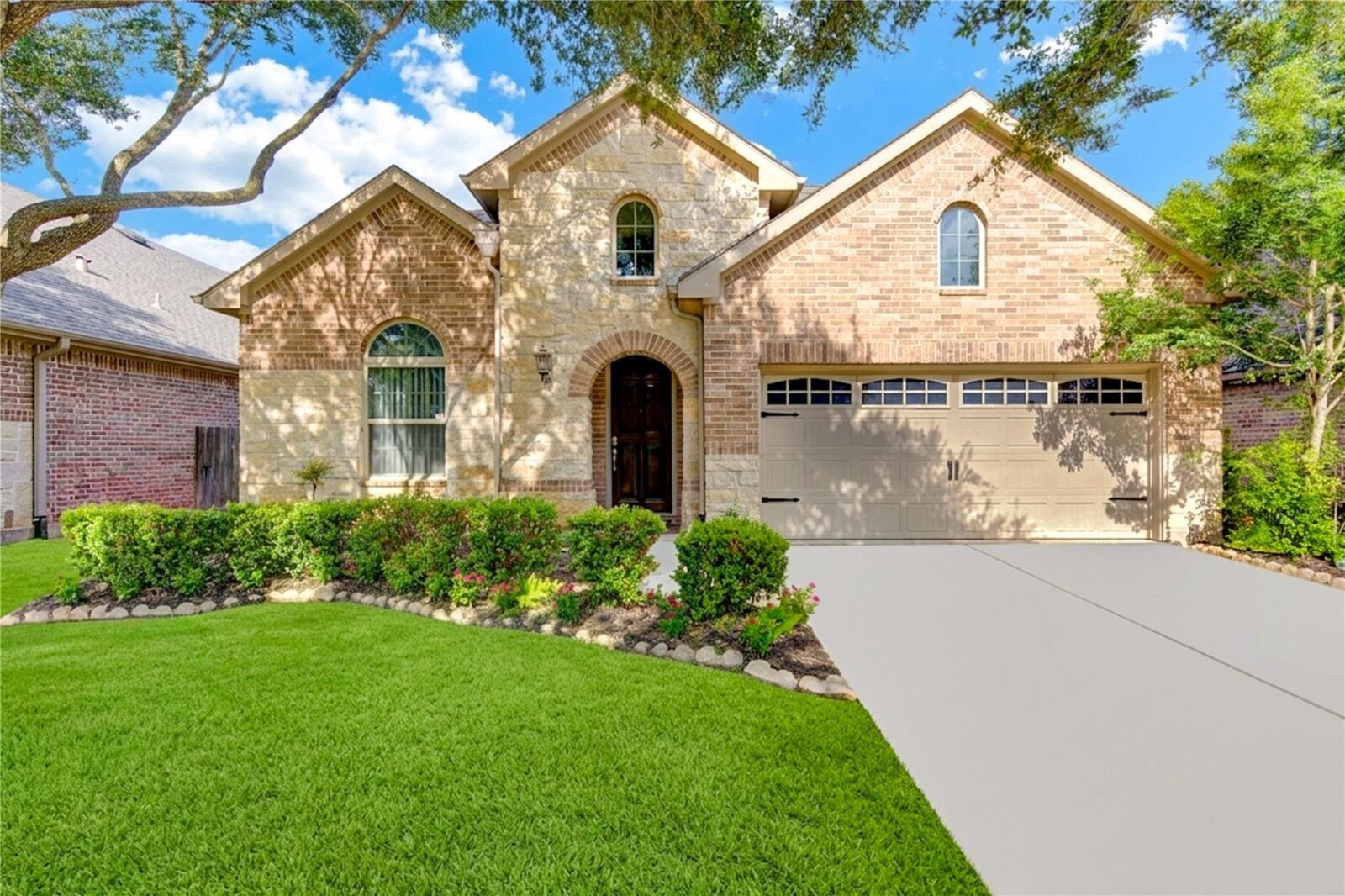 Property Photo: 2839 McDonough Way TX 77494