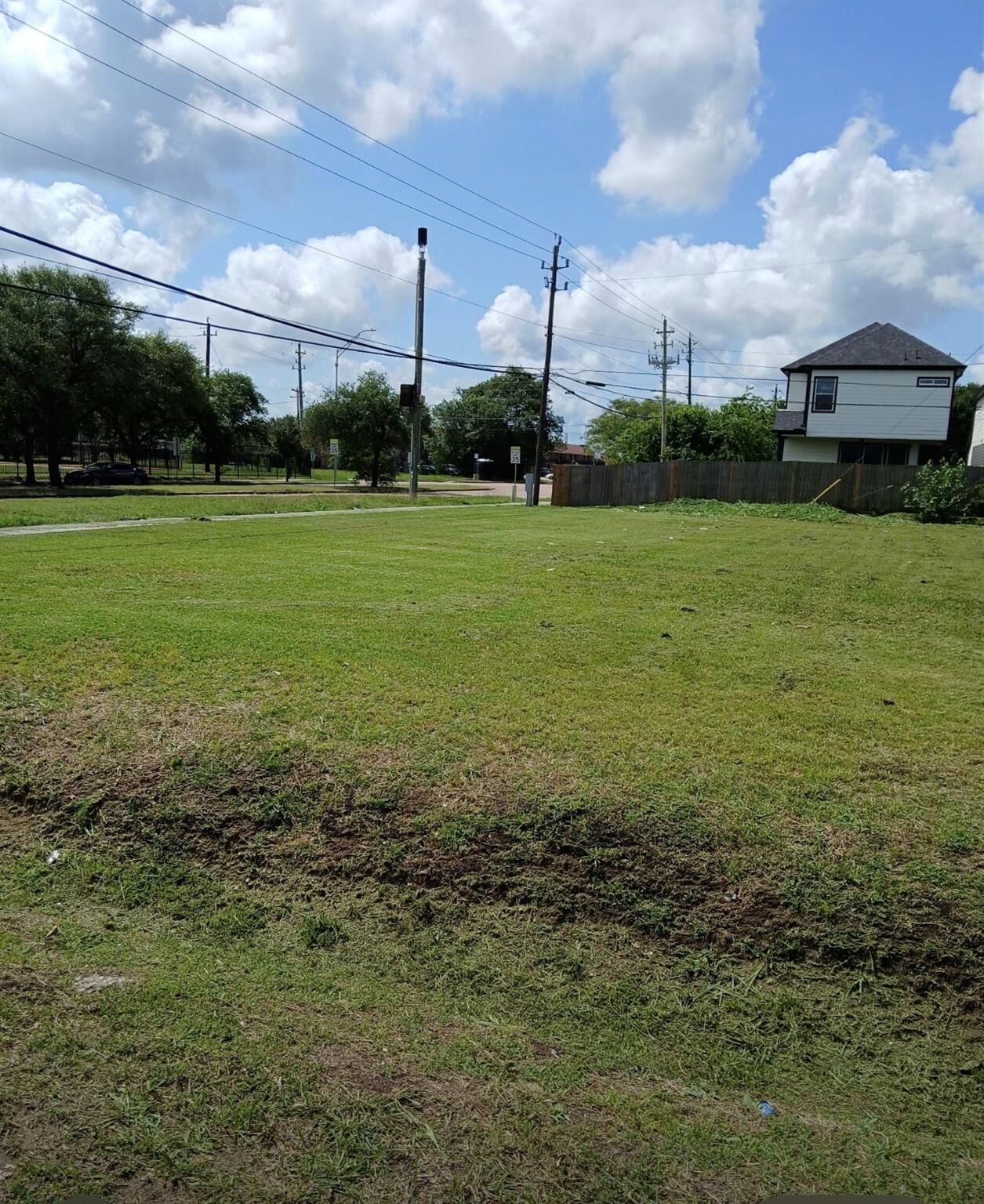 Property Photo:  3702 Tangerine Avenue  TX 77051 