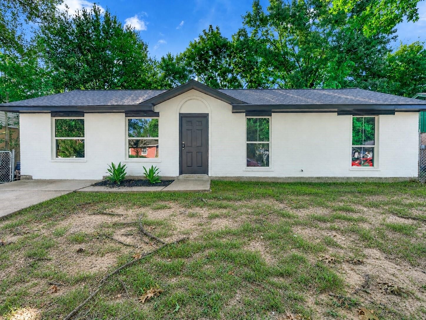 Property Photo: 9814 Trumpet St Street TX 77078