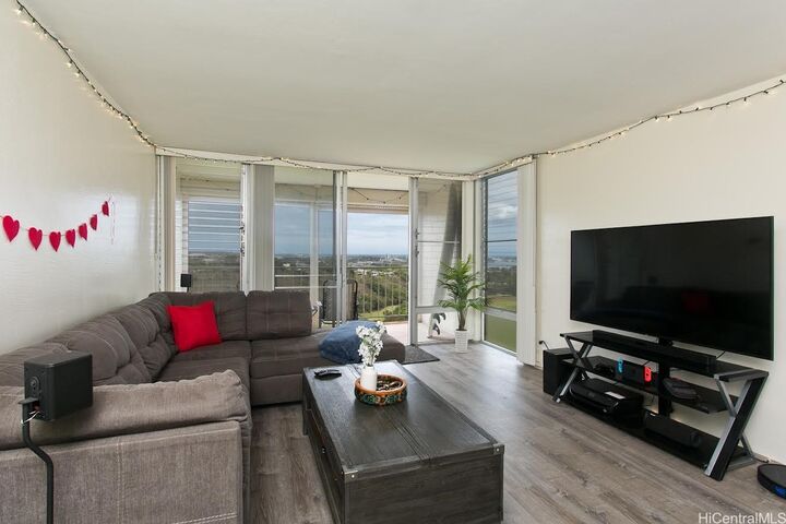 Property Photo:  98-719 Iho Place 5-703  HI 96701 