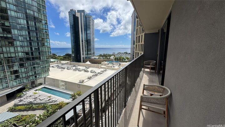Property Photo: 987 Queen Street 1612 HI 96814