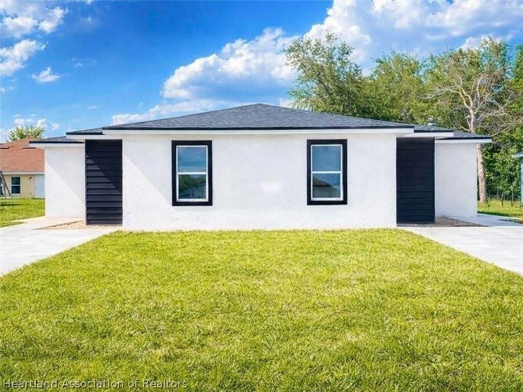 Property Photo: 1813 Puffin Street 1813 FL 33870