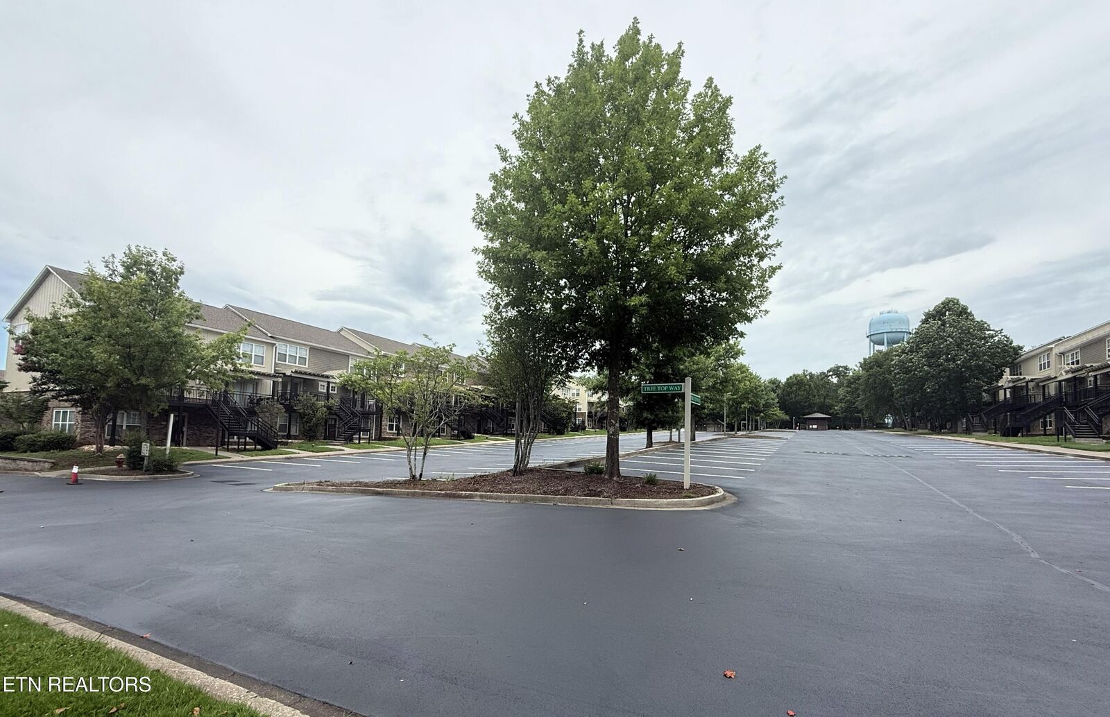 Property Photo:  1105 Tree Top Way 1726  TN 37920 