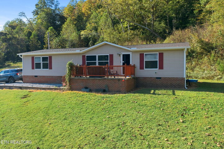 Property Photo:  3840 War Creek Rd  TN 37881 