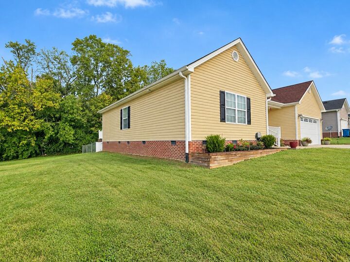 Property Photo:  464 Cresthill Drive  KY 40330 