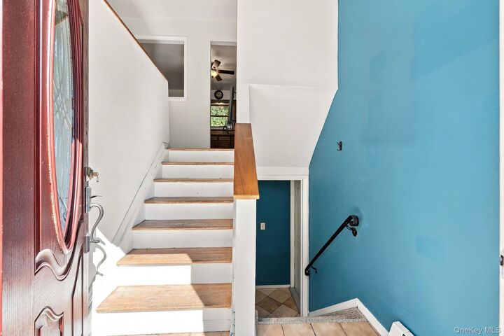 Property Photo:  10 Van Wagner Road  NY 12528 