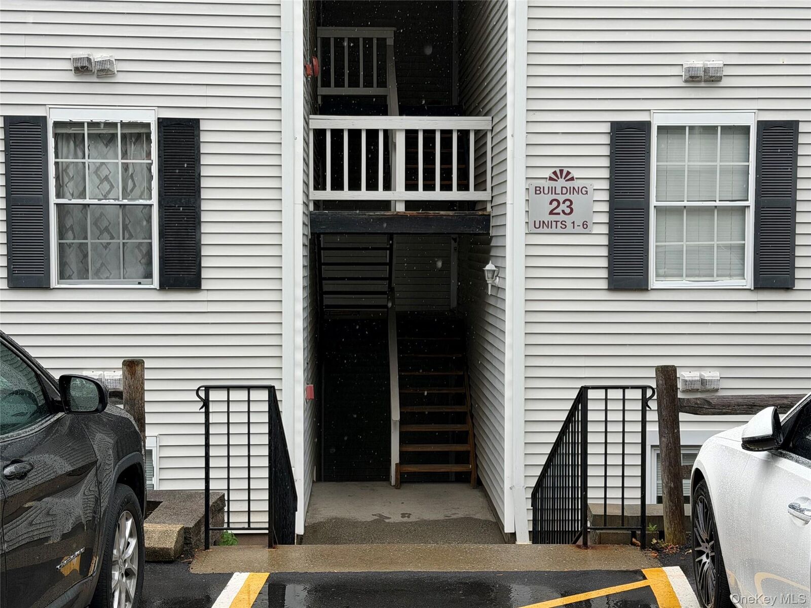 Property Photo:  23 Lexington Hill 2  NY 10926 