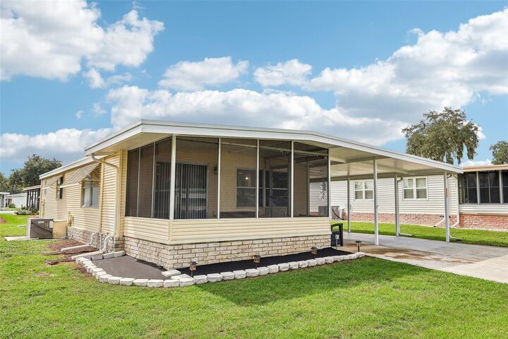Property Photo: 411 Palo Verde Drive FL 34748