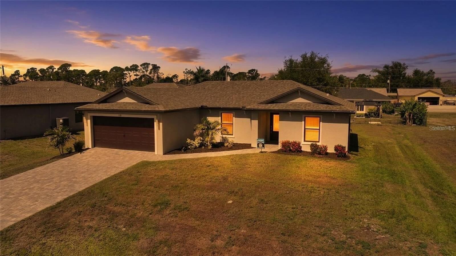 Property Photo:  6007 Gillot Boulevard  FL 33981 