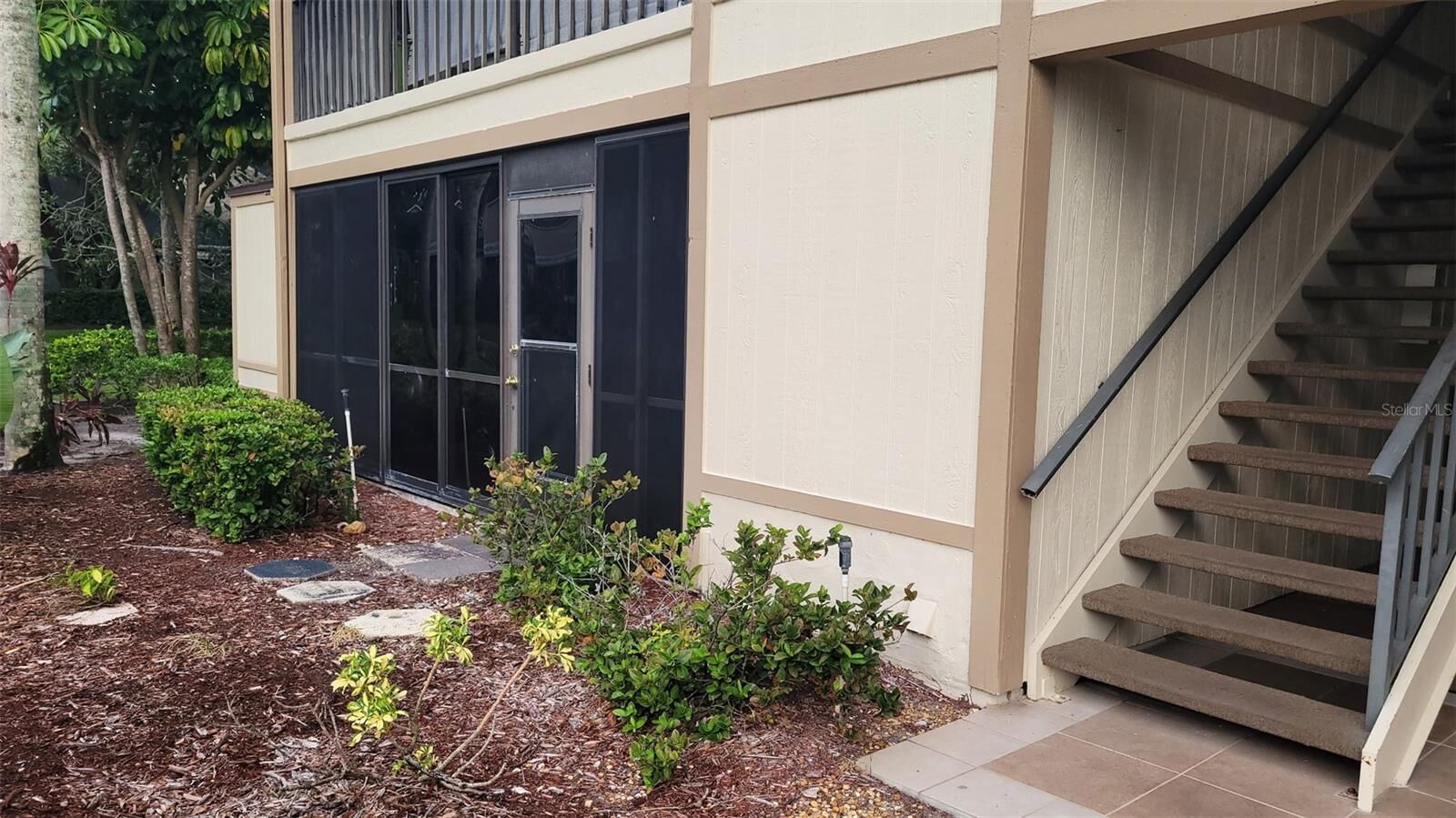 Property Photo:  3205 Fox Chase Circle N 101  FL 34683 