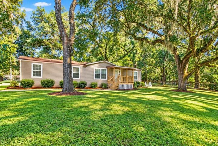 Property Photo:  14420 SW Tustenuggee Avenue  FL 32038 