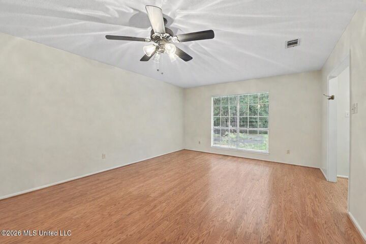 Property Photo:  1508 Eagle Circle  MS 39553 