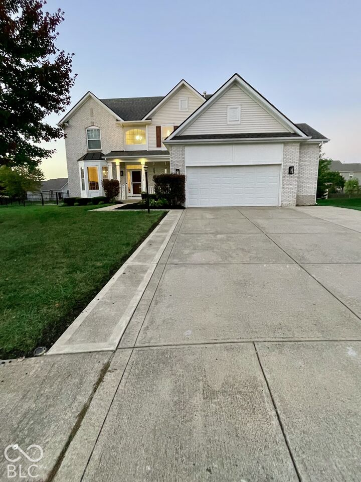 Property Photo:  1314 Flat Wood Court  IN 46112 
