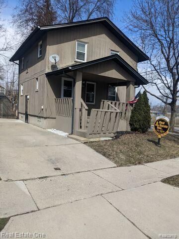 Property Photo:  1591 Humphrey Avenue  MI 48009 7186 