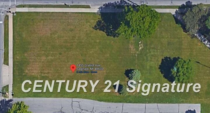 Property Photo: 1455 Gratiot Avenue MI 48602