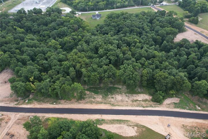 Property Photo: 24 Oakview Ct. - Lot 14 MO 63379