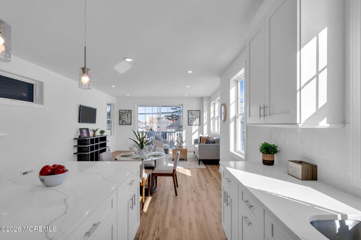 Property Photo:  121 Franklin Avenue  NJ 08751 