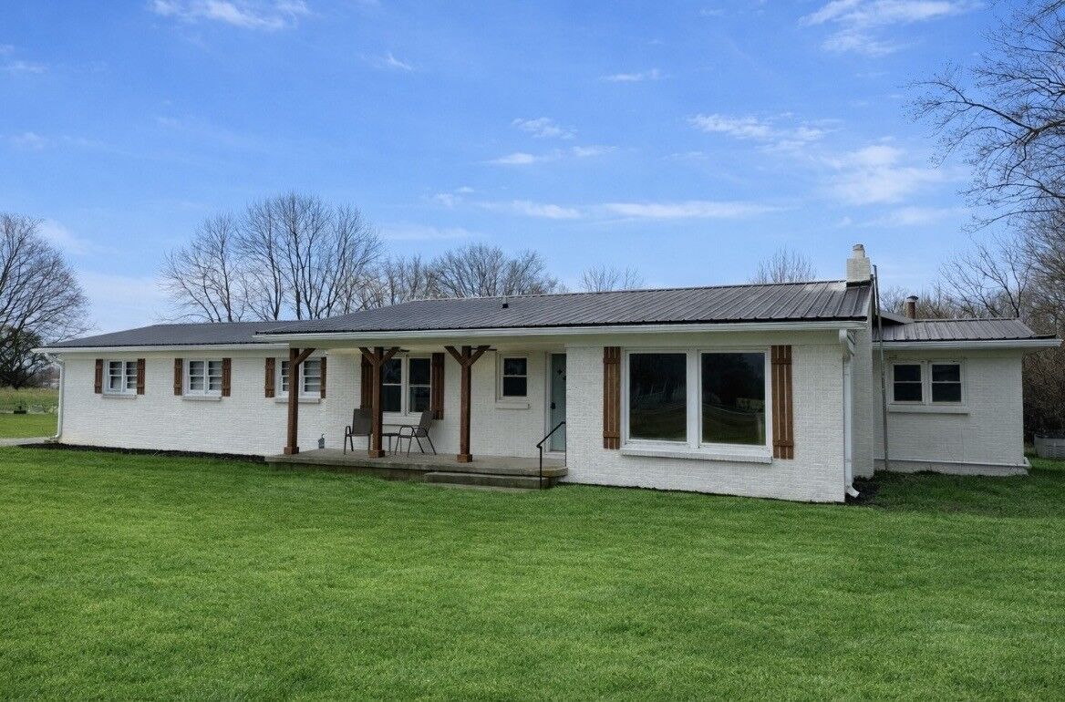 Property Photo:  6062 S US 45 Road  IL 62960 